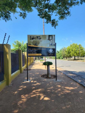 Thee Agolo Guesthouse